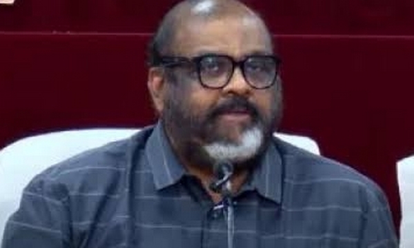 ഗതാഗത മന്ത്രിയുടെ വാഹനത്തിന് ഇൻഷുറൻസില്ലെന്ന ആരോപണം തള്ളി എംവിഡി